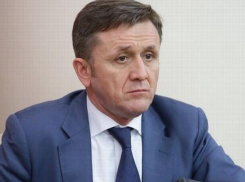 Чокан ответил Санду по поводу своей астрономической зарплаты - «я заслужил эти деньги, ведь мои реформы сэкономили миллионы леев»