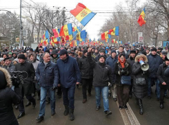 LIVE! В Кишиневе проходит грандиозный митинг за досрочные выборы 