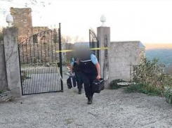 Француз совершил изощренные издевательства над похищенной любовницей-румынкой, после чего застрелился