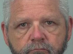 Американец застрелил жену и взорвал дом ради «горячей» красотки из России, присылавшей ему интимные фото