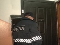 Громко кричавшую женщину на Ботанике избил и изнасиловал любовник 