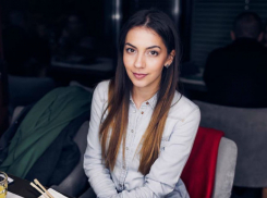 Сексуальная брюнетка Бузова представит Молдову на конкурсе  «Мисс Земля»