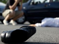 Водитель сбил двух пешеходов и скрылся с места происшествия