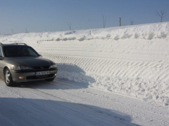 В некоторых районах Молдовы сугробы достигают 3 метров в высоту