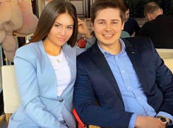 Супругу скандального полицейского, год назад отказавшегося разговаривать по-русски, сбили на пешеходном переходе