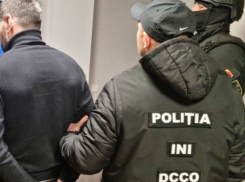 Вымогательство 1,2 млн долларов: задержаны трое человек, один из них претендовал на статус «вора в законе»