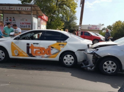 Цепная авария произошла на мосту в Кишиневе 