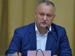 Антинародной провокацией назвал президент включение в Конституцию пункта о евроинтеграции 