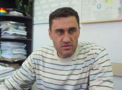 Смена власти по-молдавски в Каушанах - уходящий примар арендовал свой кабинет, чтобы он не доставался сменщику