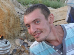 «Пошел с девушкой и погиб»: украинского военнослужащего живьем выбросили с четвертого этажа