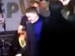 «Дикие пляски» Надежды Савченко в клубе под русские песни попали на видео