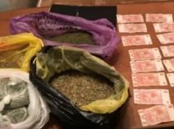 Задержание наркоторговцев на севере Молдовы сняли на видео