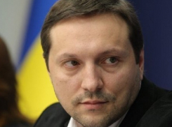 Главный пропагандист Украины рухнул в обморок после обвинений в адрес России и угрозы послу США