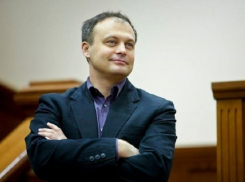 Спикер парламента высмеял депутата-либерала и научил его работе с Интернетом