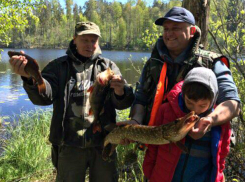 Огромный улов хищной рыбы в Карелии показал на видео президент Молдовы