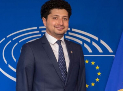 Гросу, Попшой и Мариан потратили 3 млн леев только на зарубежные поездки