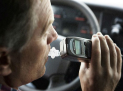 Пьяный водитель врезался в столб линии электропередач в Комрате