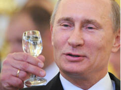 Как Путин поздравил Додона и Трампа с Новым 2018 годом