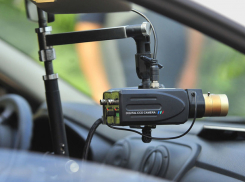 Скрытые камеры на колесах: полиция вывела на дороги «машины-ловушки»