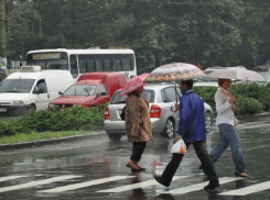 Обложные дожди шокируют жителей Молдовы в первые дни зимы