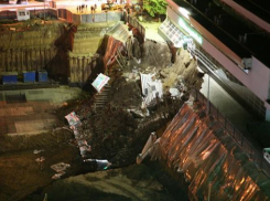 Момент обвала земли на Рышкановке попал на видео 