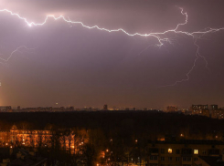 Жителей Молдовы ожидает грозовое воскресенье 