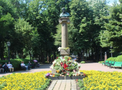Первый памятник Пушкину в Кишиневе устанавливал мастер Тузини. К 140-летию открытия памятника