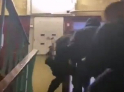 В Кишиневе задержаны двое мошенников, переводивших средства с чужих банковских карт