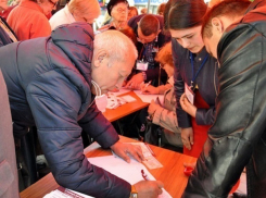 Параллельный подсчет показал, что голоса на референдуме были украдены властями