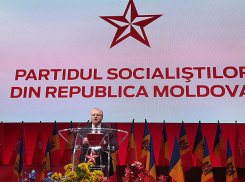 Бедствием для молдавского народа назвали социалисты курс правительства на вступление в Евросоюз