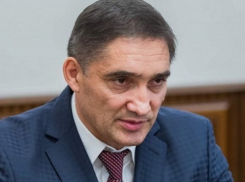 Руки прочь от Стояногло: политики, журналисты, общественные деятели возмущены «тотальной узурпацией власти»