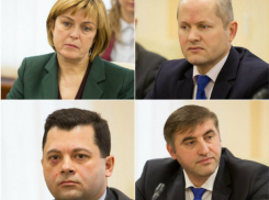 Кандидатуры четырех новых послов Молдовы утвердили депутаты