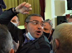 Кажется, «милые» побранятся: Санду «сливает» Усатого - Телеграм