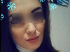 Убитая горем пациентка после адских родов в туалете улетела на отдых в Милан, - блогер