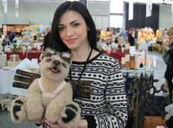 Брюнетка из Молдовы сделала лучших плюшевых мишек в мире