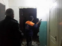Незаконно установленная дверь в доме на Рышкановке посеяла вражду между соседями