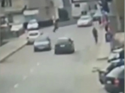 Наезд автомобиля на священника на пешеходном переходе попал на видео