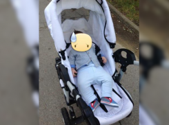 Наглое воровство коляски совершили днем на Ботанике