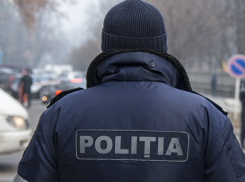 Карабинер обездвижил мужчину, который пытался повеситься у здания районной прокуратуры в Кагуле 