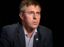 Киртоакэ снова истерит по теме Навального и обвиняет «режим Путина» в пропаганде