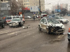 Жесткое столкновение двух автомобилей, в одном из которых находился ребенок, произошло на Буюканах