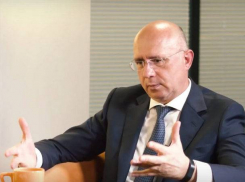 Локдаун, много полицейских и армия – Павел Филип норовит «пожестить»