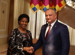 Важную роль женщин в политике и обществе подчеркнул Игорь Додон 