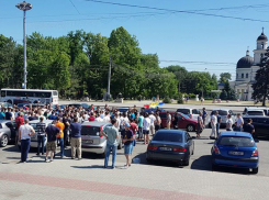Масштабная акция протеста водителей, возмущенных стоимостью топлива, состоялась в центре Кишинева
