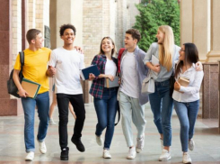 Обучение в Молдове дорожает: за стоматологию — 65 тысяч леев в год