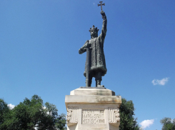 Календарь: 29 апреля - открыт главный памятник Кишинева 