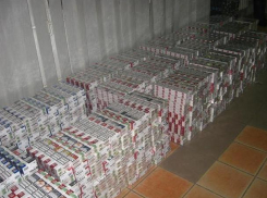 Полицейский и его подельник организовали контрабанду сигарет из Молдовы в Румынию