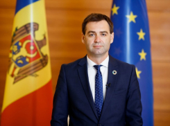 Почему Попеску ушел в отставку? Летал каждую неделю в Париж к семье и устал, - мнение