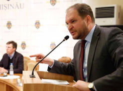 Чебан о работе Киртоакэ по устранению последствий бури: Два дня непогоды он сравнил с послевоенным временем