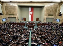 Закон, упрощающий трудоустройство граждан Молдовы, принял польский парламент